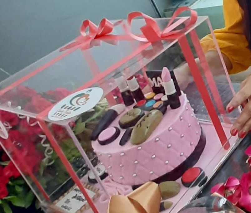 Birthday Queen Cake Charm