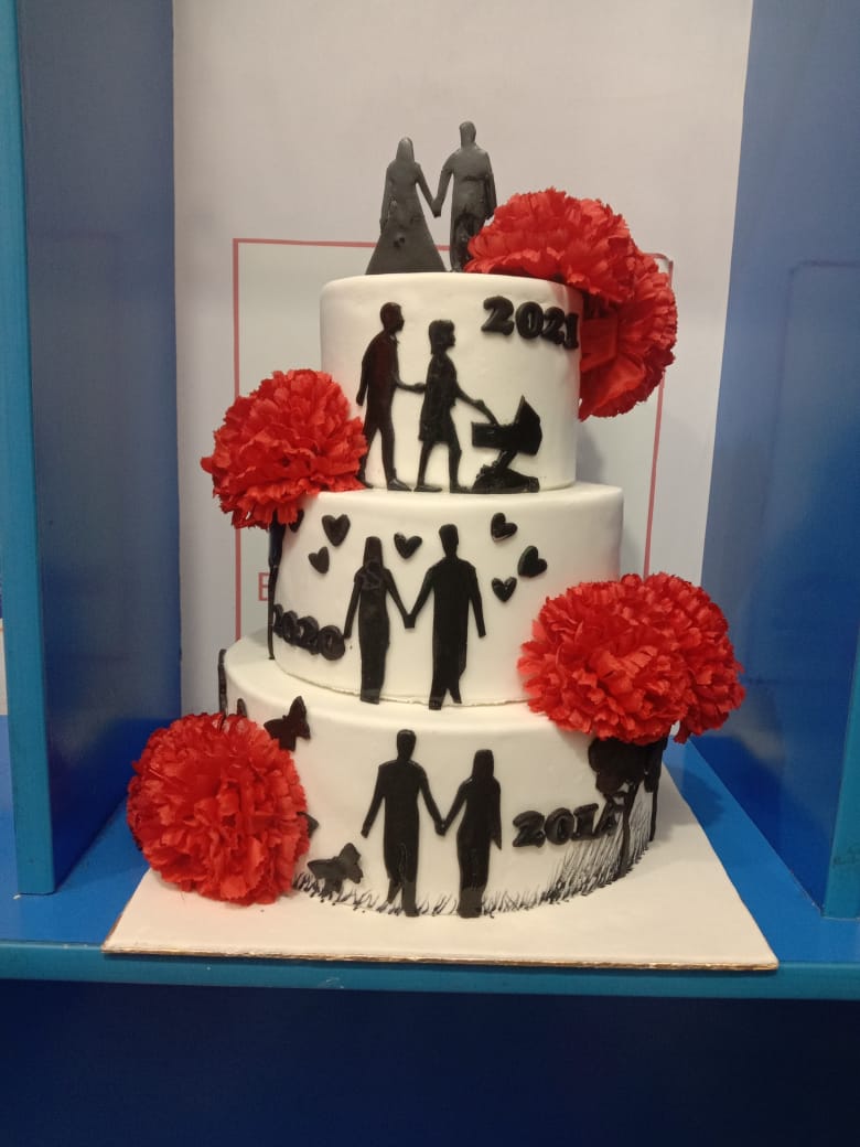 Glossy Wedding Cakes