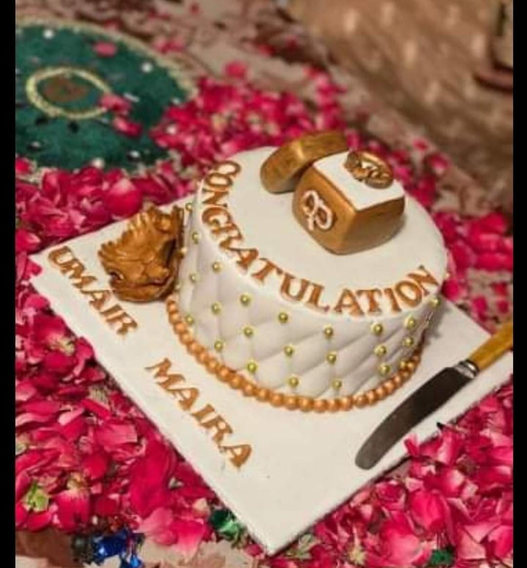 Mr & Mrs Engagement Cake Decor