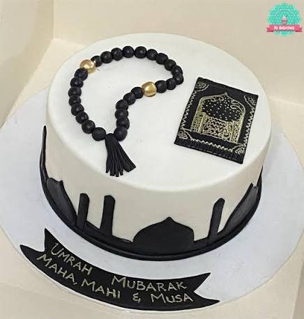 Premium Islamic Umrah Celebration Cake